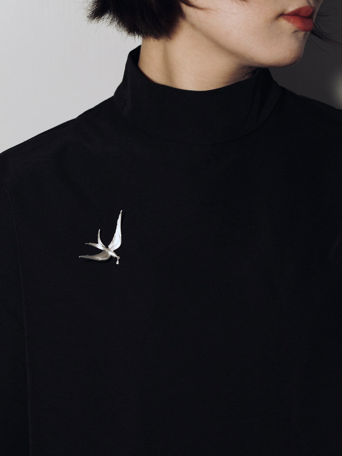 Sterling Silver Swallow Brooch: Elegant Bird Pin, Minimalist Jewelry